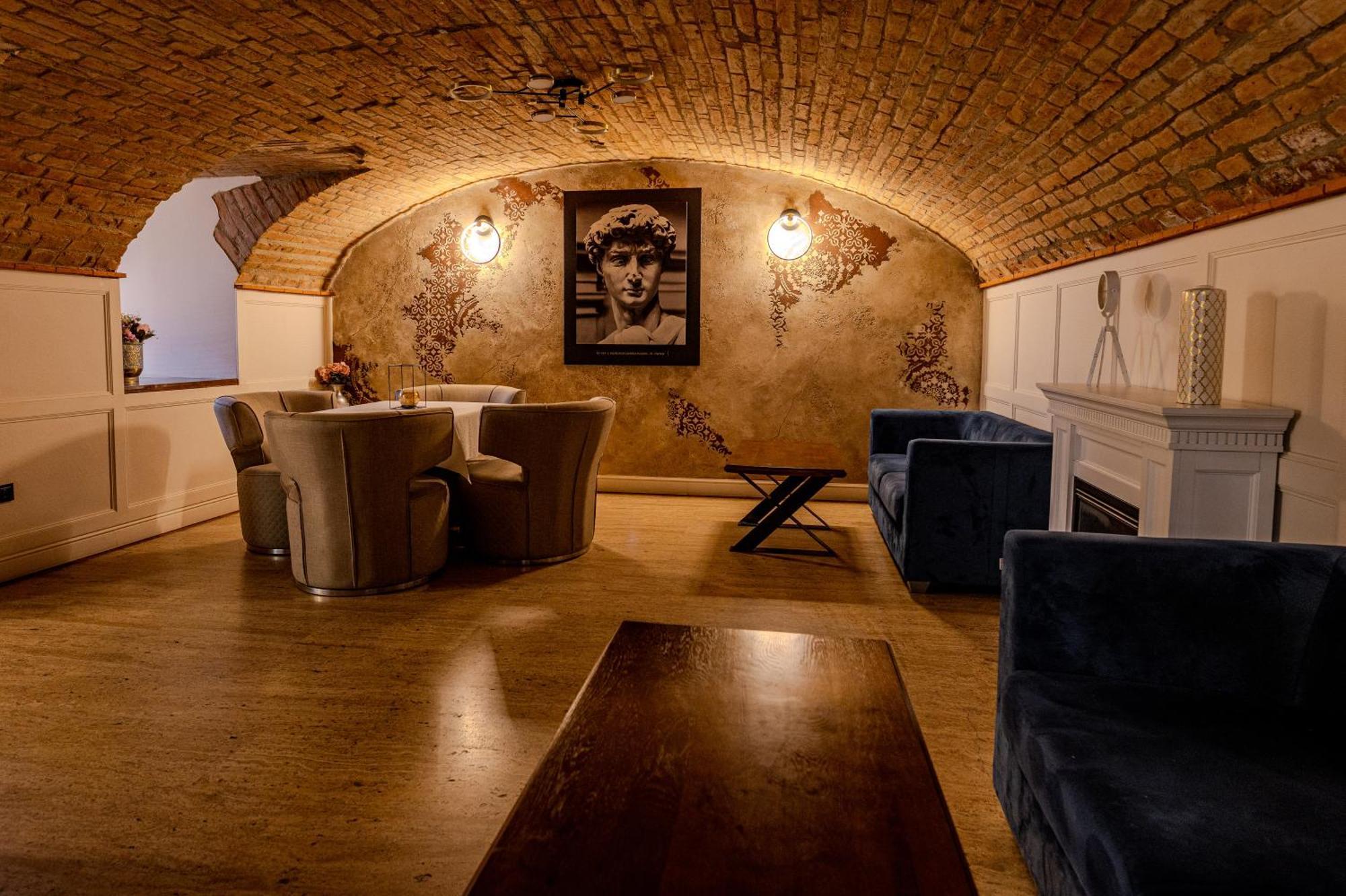 La Maison De Caroline Alba Iulia Esterno foto